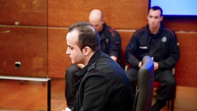 Imagen del presunto asesino durante el juicio. EFE