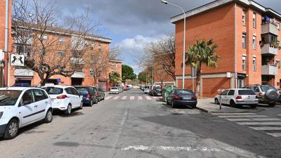 El desahucio de una familia del barrio de Sant Josep Obrer previsto para este martes, finalmente se paralizó. FOTO: ALFREDO GONZÁLEZ