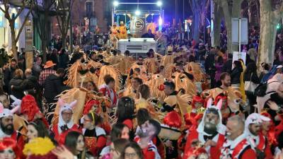 Cincuenta carrozas y miles de personas salieron a la calle para disfrutar del Carnaval. FOTO: Alfredo González