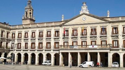 La fachada del ayuntamiento de Vitoria. FOTO: AYUNTAMIENTO DE VITORIA