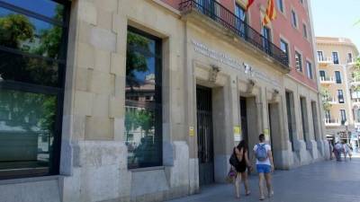 Edificio de la Seguridad Social en Tarragona. FOTO: DT