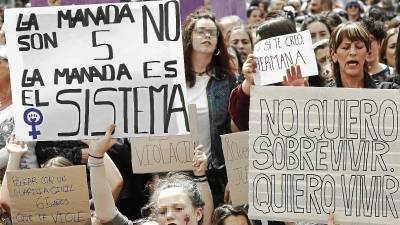 Protestas en Pamplona tras conocerse la sentencia del caso La Manada, el pasado jueves. Foto: EFE