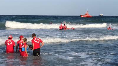 Imagen de archivo de la Creu Roja de vigilancia de playas. FOTO: DT