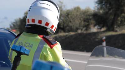 Los Mossos han abierto diligencias penales al conductor que ha dado positivo en alcoholemia en Roda de Berà. Foto: Àngel Juanpere