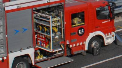 Al accidente de La Secuita ha acudido una dotación de bomberos.