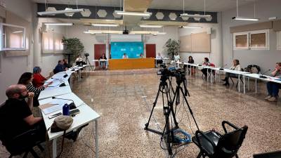 Imagen de la sesión plenaria en el Ayuntamiento de Vandelllòs i l’Hospitalet. FOTO: cedida
