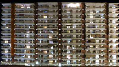 Imagen de un bloque de viviendas de pisos en la ciudad de Tarragona. FOTO: PERE FERR&Eacute;