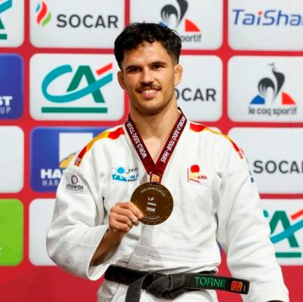 David Garcia, con su medalla de bronce alcanzada en París. foto: Real federación española de judo