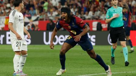 Koundé celebra su gol en la final de la Copa del Rey. Foto: EFE