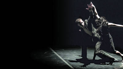 El reusense Héctor Tarro interpreta en casa ‘Reminiscence’, con la bailarina japonesa Ayano Tatekawa, de la mano de la coreógrafa Camille Granet.