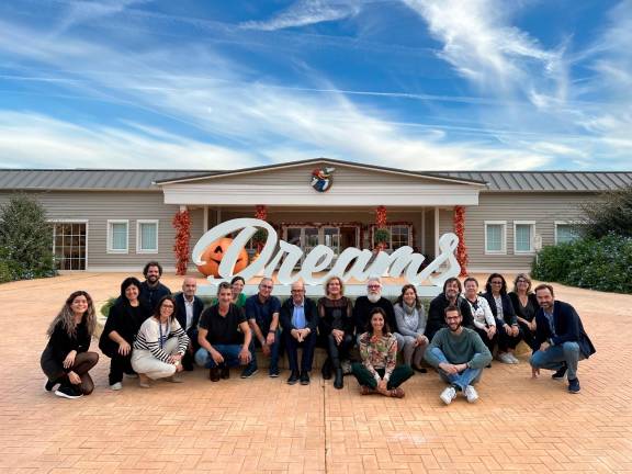 La primera edición de ‘Diálogo con el etorno’ celebrada ayer lunes. FOTO: PortAventura World