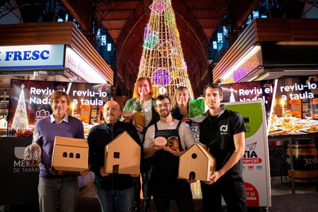 El Mercat Central de Tarragona es prepara per celebrar el Nadal