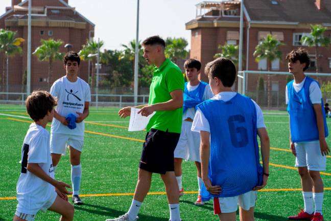 Tarragona organizará pruebas de fútbol para conseguir becas en USA