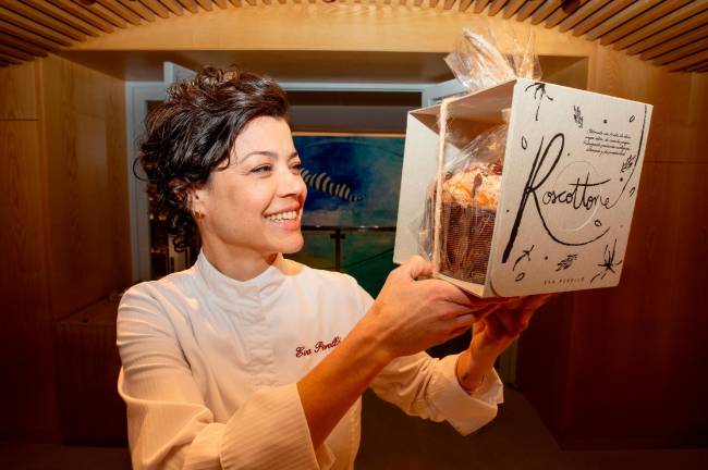 La labor de Eva Perelló es 360º porque se encarga de todos los procesos: creación, ventas, packaging, envíos, rrss... Foto: Marc Bosch