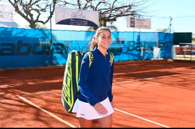 Martina Genís acaba de competir en Wimbledon júnior y se prepara para nuevos retos. Foto: Club Tennis Tarragona