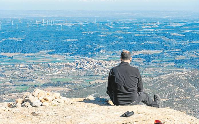 Horta de Sant Joan visto desde la cima. Foto: Santi garcia