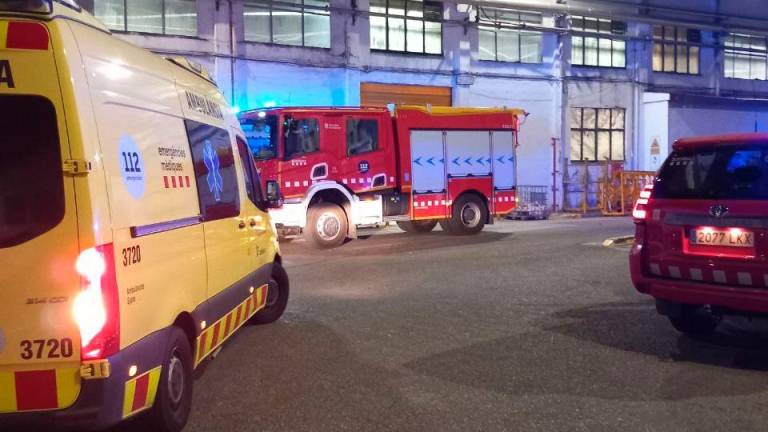 Los vehículos de emergencia en el incendio de Alcover. Foto: Bombers de la Generalitat