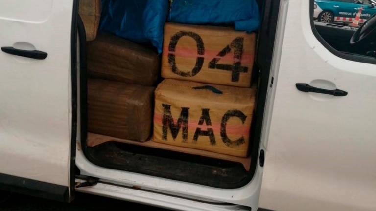 Interceptan una furgoneta con 900 kilos de hachís en Vila-seca