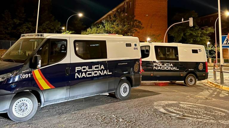 Dos vehículos de la Policía Nacional. Foto: Policía Nacional