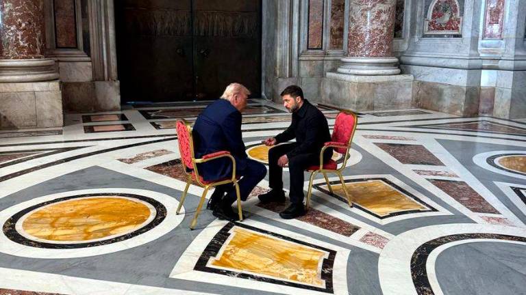 Trump y Zelenski durante su encuentro en el interior de la basílica de San Pedro del Vaticano. Foto: Andriy Yermak / Jefe de la Oficina del Presidente de Ucrania