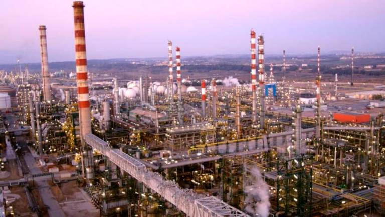 Una imagen de la planta de Repsol en Tarragona. Foto: DT