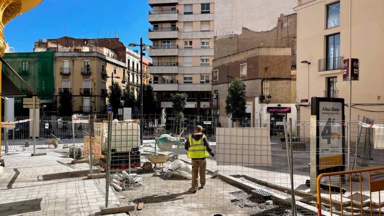 El estado de los trabajos frente a la plaza Catalunya. Foto: Alba Mariné