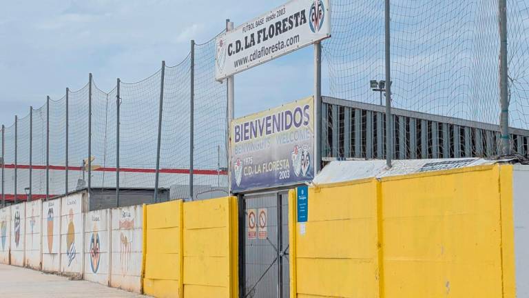 Instalaciones del campo de fútbol de La Floresta. Foto: Àngel Ullate