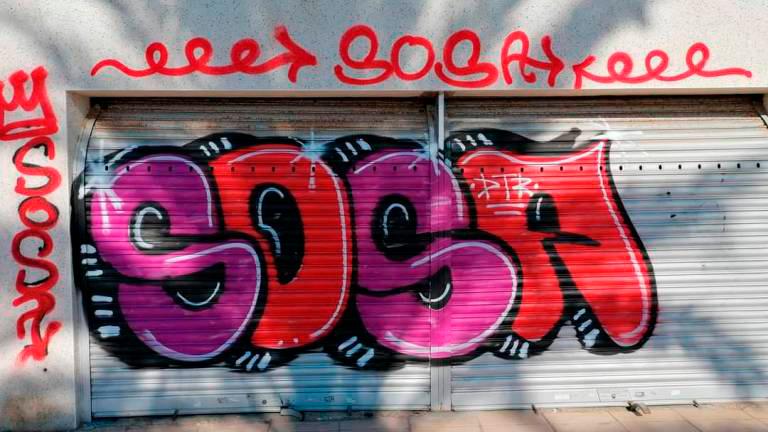 $!Ponen cara y denuncian a ‘SOSA’ el grafitero más buscado de Cunit