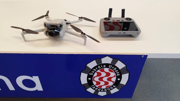 El dron está actualmente en posesión de la Guàrdia Urbana. Foto: Cedida