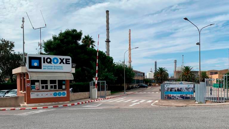 La entrada a la empresa Iqoxe. Foto: Cedida