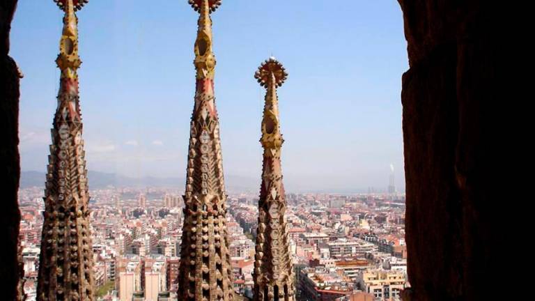 Tres de les torres de la Sagrada Família, l’obra universal de l’arquitecte. Foto: DT