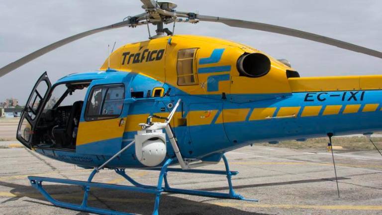 Un helicóptero de la DGT.