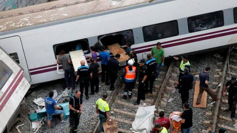 Se les ha inhabilitado a ambos para el ejercicio de sus profesiones durante cuatro años y medio. Foto: EFE