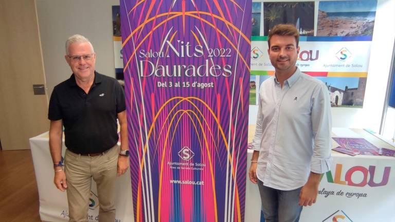 El alcalde de Salou, Pere Granados, y el concejal de Serveis Culturals, Xavier Montalà, han presentado hoy la programación de las Nits Daurades 2022.