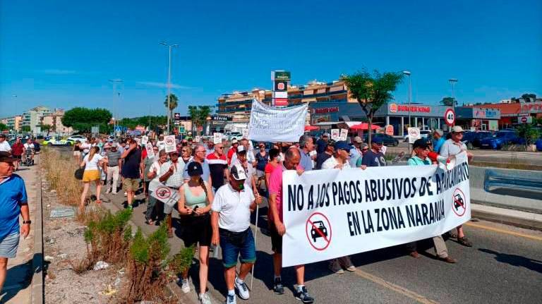 Una de las protestas contra la zona de pago en Cunit.