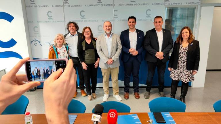 Los portavoces del gobierno municipal presentaron ayer las cuentas del 2024 que pasarán a aprobación del pleno el viernes que viene. Foto: DT