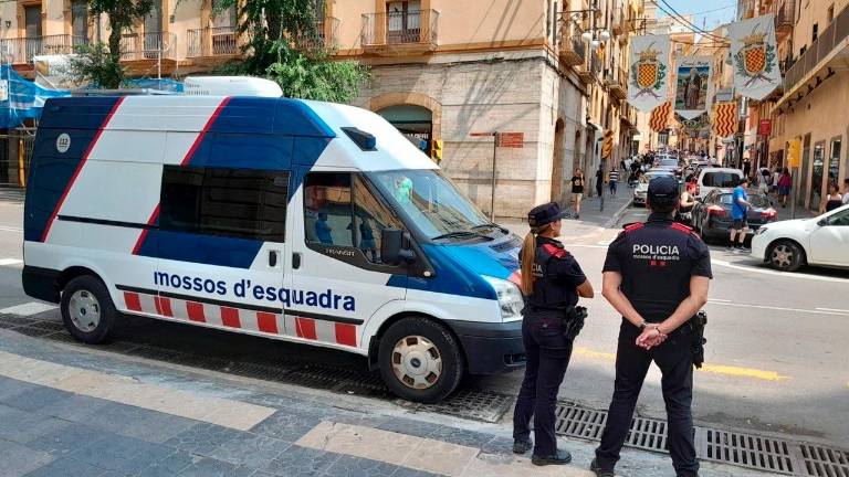 los Mossos mantendrán la actividad policial en lugares de gran afluencia de personas. foto: DT