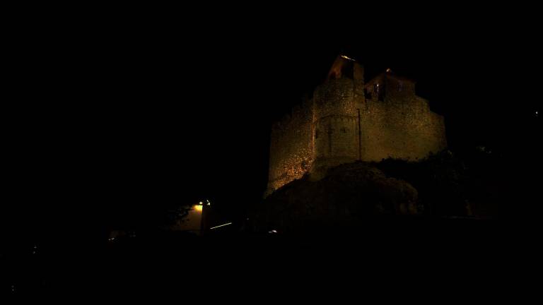 Calafell apagará la luz del castillo a medianoche para ahorrar