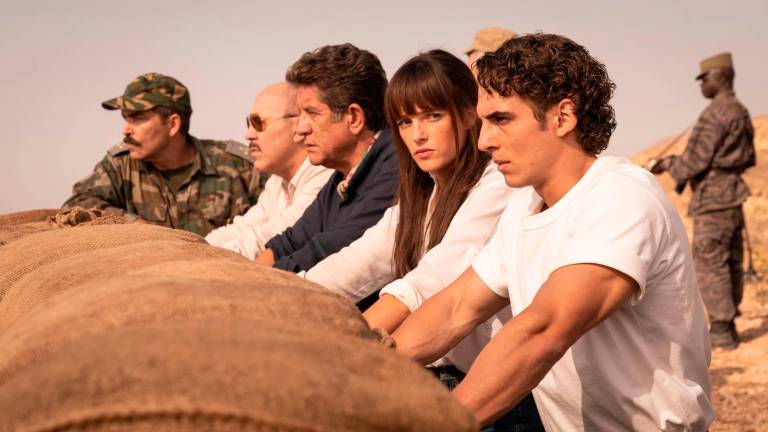 Miguel Herrán, Susana Abaitua y Pedro Casablanc protagonizan ‘Los Farad’. Foto: Prime Video