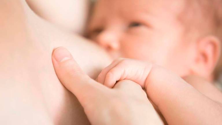 Vandellòs i l’Hospitalet de l’Infant quiere visibilizar el amamantamiento materno en espacios públicos