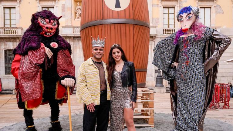 Ainara Zapata y Javier Palacios tienen 18 y 29 años, respectivamente. foto: marc bosch