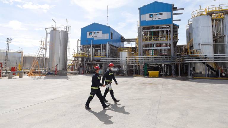 Iqoxe, ubicada en el polígono químico sur, ya trabaja al 100% de su actual capacidad desde hace más de un año. Foto: Pere Ferré