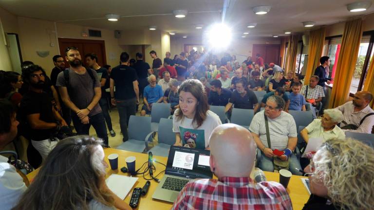 Catalunya en Comú acorda expulsar Carla Aguilar-Cunill i Hermán Pinedo