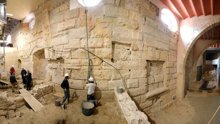 En marcha las excavaciones de lo que será en un futuro el Museu Diocesà