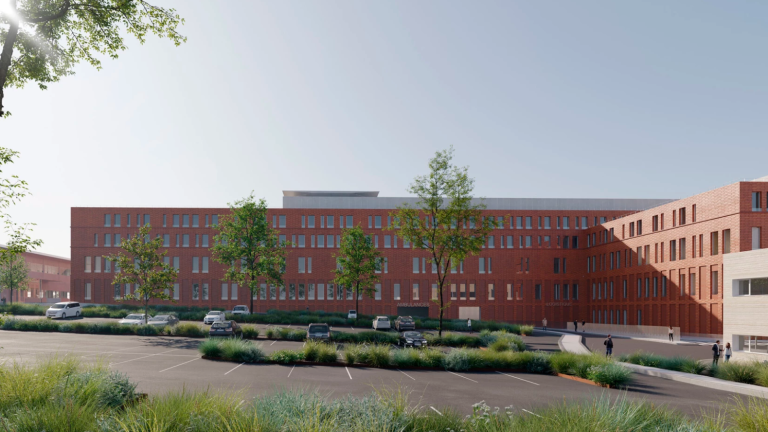 El hospital de Reims donde tuvieron lugar las agresiones. Foto: Google