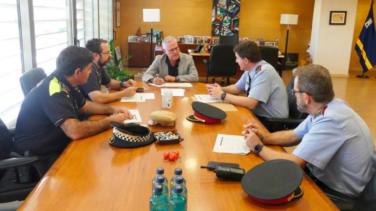 La reunión se celebró en el despacho del alcalde de Salou. FOTO: Aj. Salou