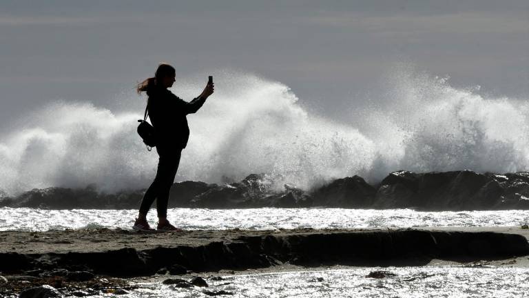 El viento ha puesto en alerta gran parte de la provincia de Tarragona. Foto: EFE