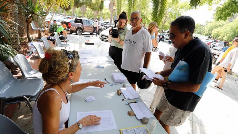 Imagen de la votación en Cala Romana del pasado mes de julio. Foto: Pere Ferré