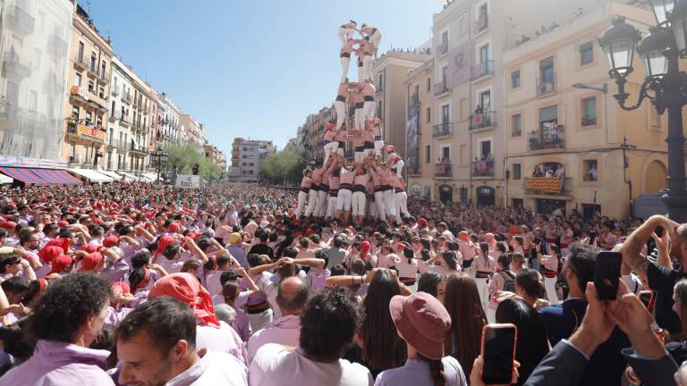 3de9 dels Xiquets de Tarragona, durant la diada de Santa Tecla de l’any passat. Foto: Pere Ferré