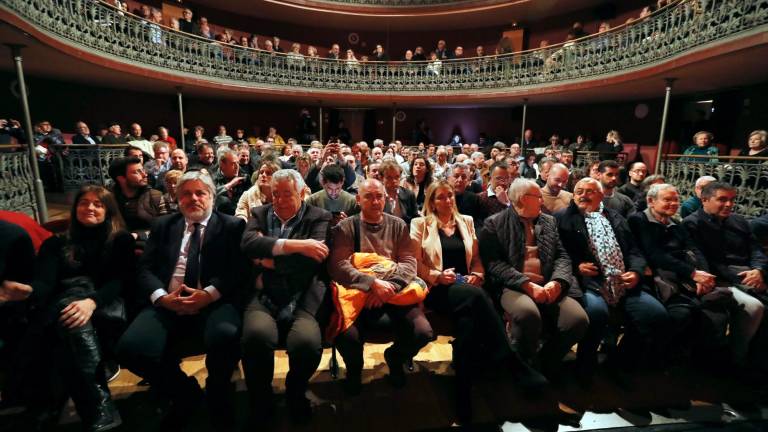 L’exalcalde de Valls, Albert Batet, va ser present a la conferència que va fer Dolors Farré. Foto: Pere Ferré